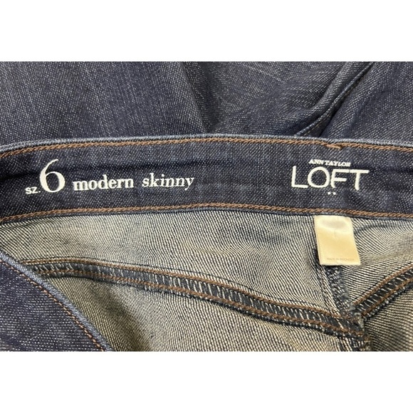 Loft Modern Skinny Jeans Size 6 Dark Wash - Picture 4 of 5